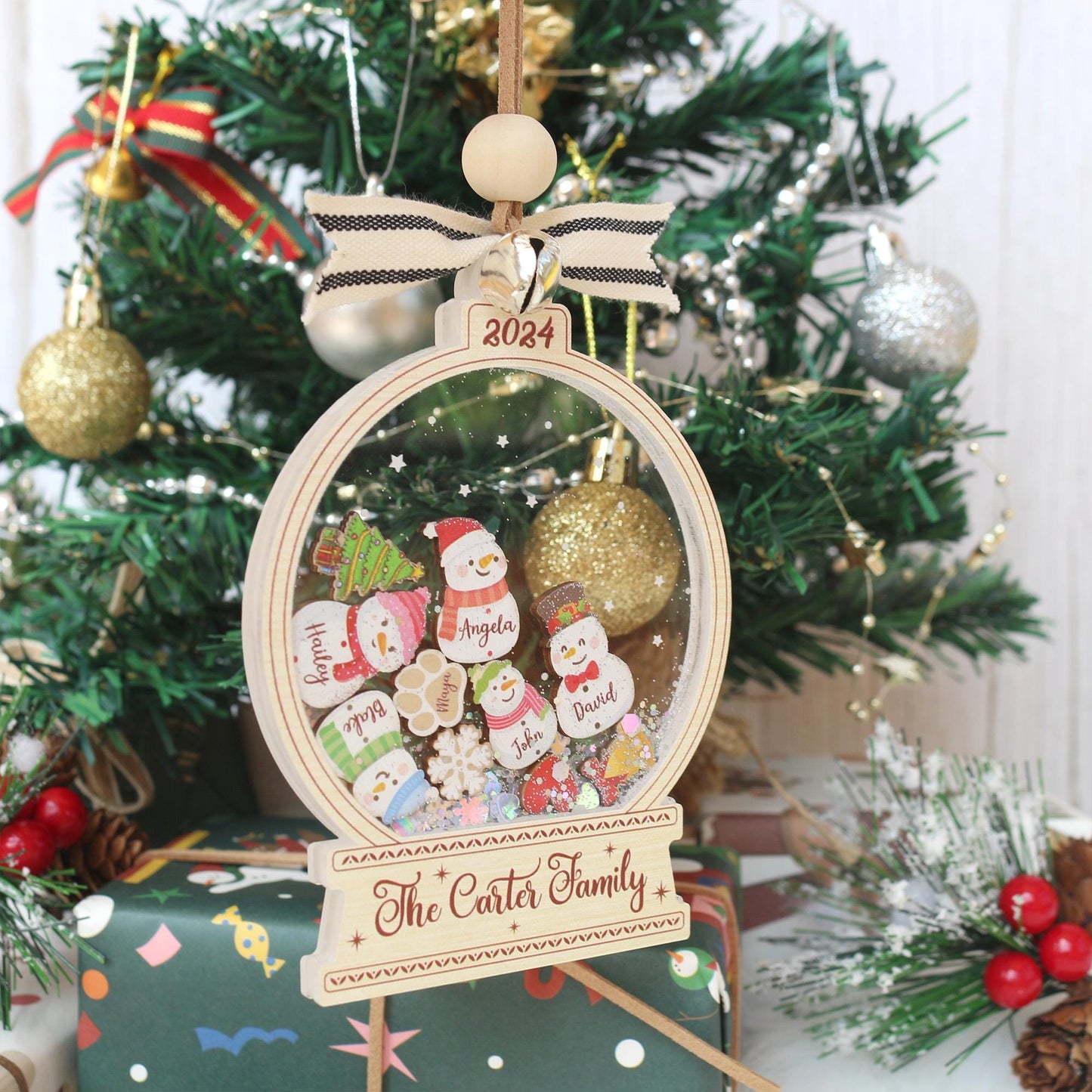 Personalized Snowman Family Christmas Ornament: Custom Acrylic Decor