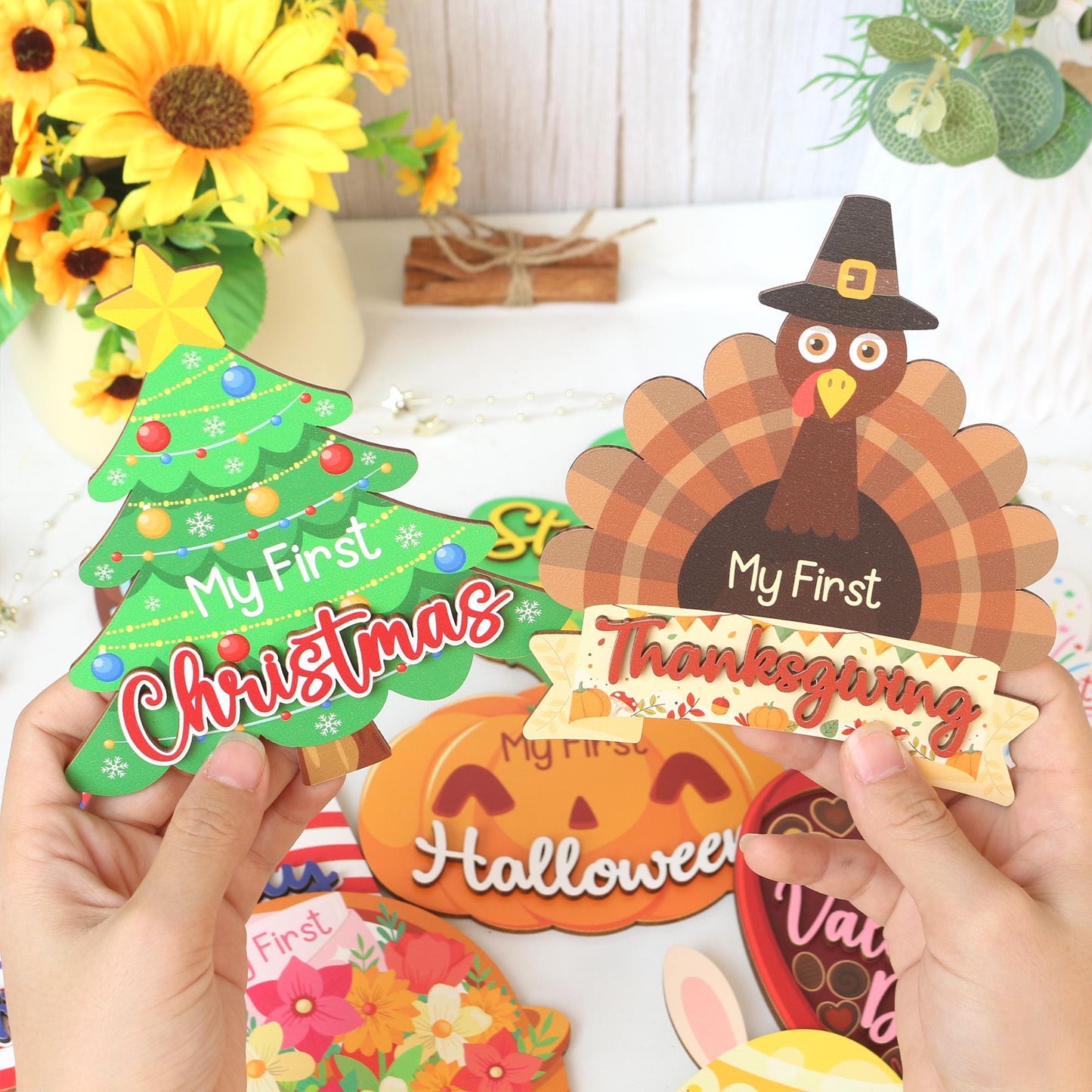 Baby's First Holiday Milestone Discs: Photo Prop Gift