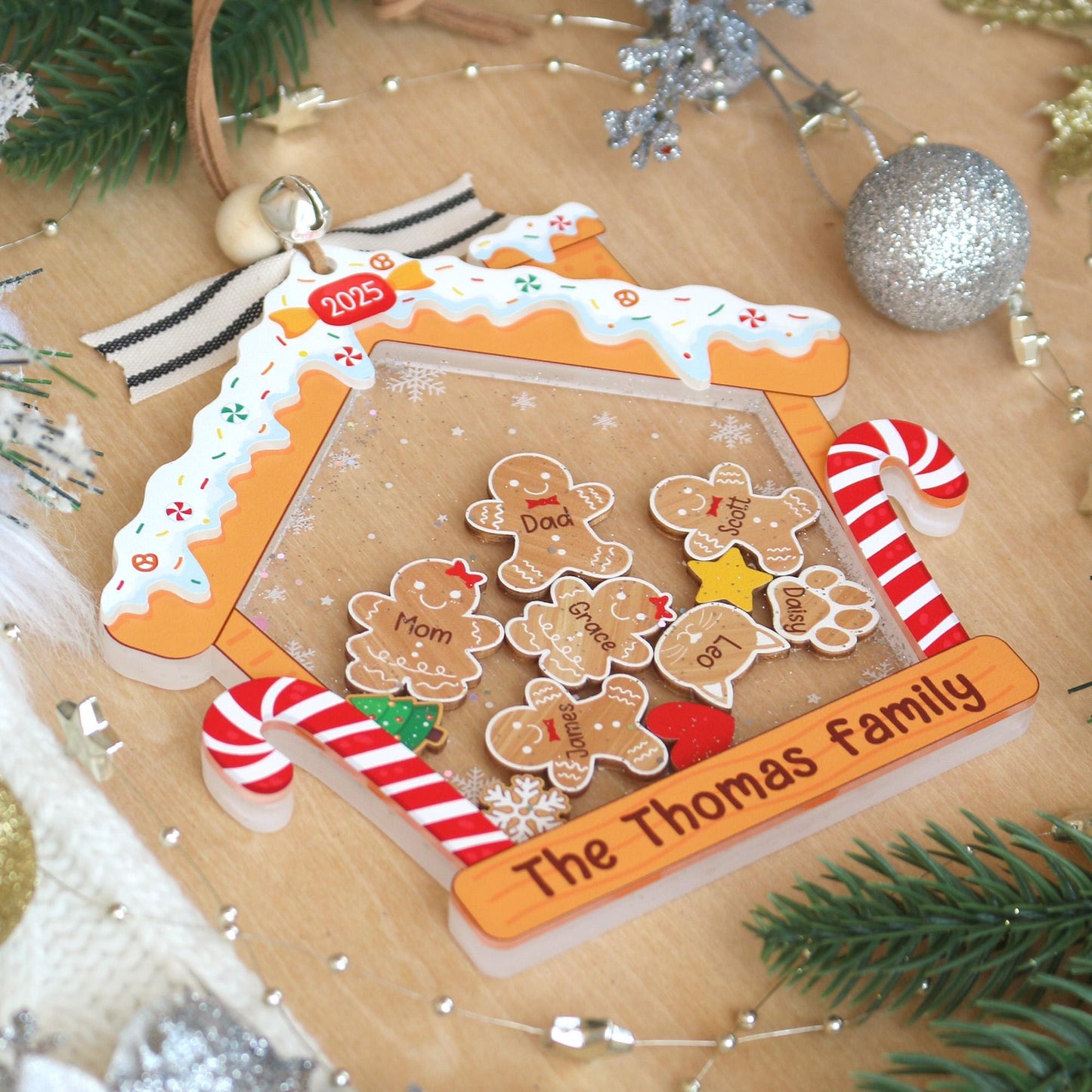 Personalized Gingerbread House Family Ornament With Pets, Gingerbread Christmas Ornament 2025, Custom Christmas Gift, 4D Shaker Ornament