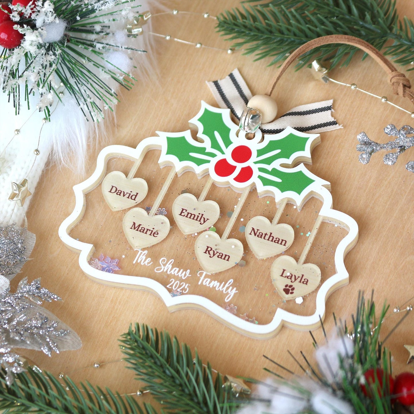 Personalized Family Ornament 2025: Custom Christmas Ornament 2025, Christmas Keepsake with Names & Pets
