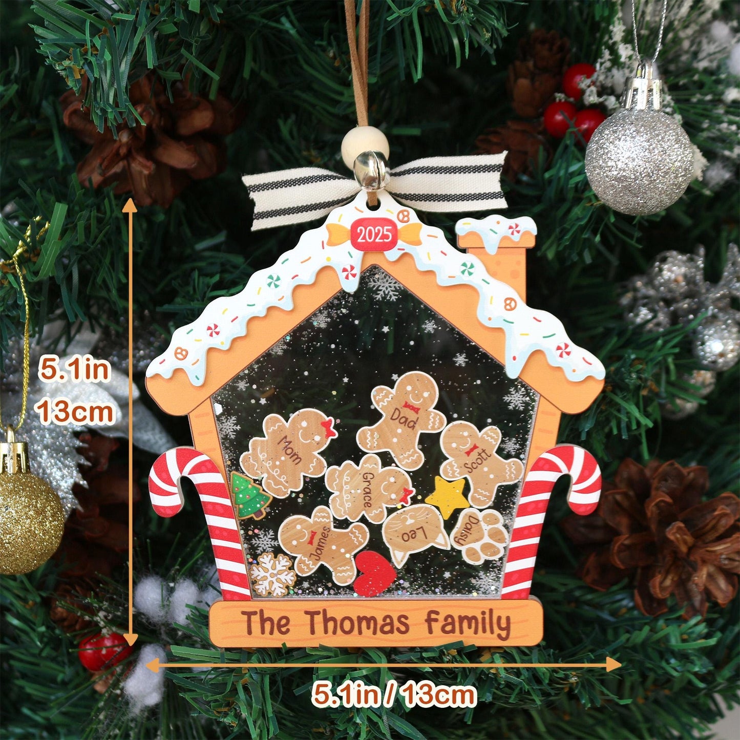 Personalized Gingerbread House Family Ornament With Pets, Gingerbread Christmas Ornament 2025, Custom Christmas Gift, 4D Shaker Ornament