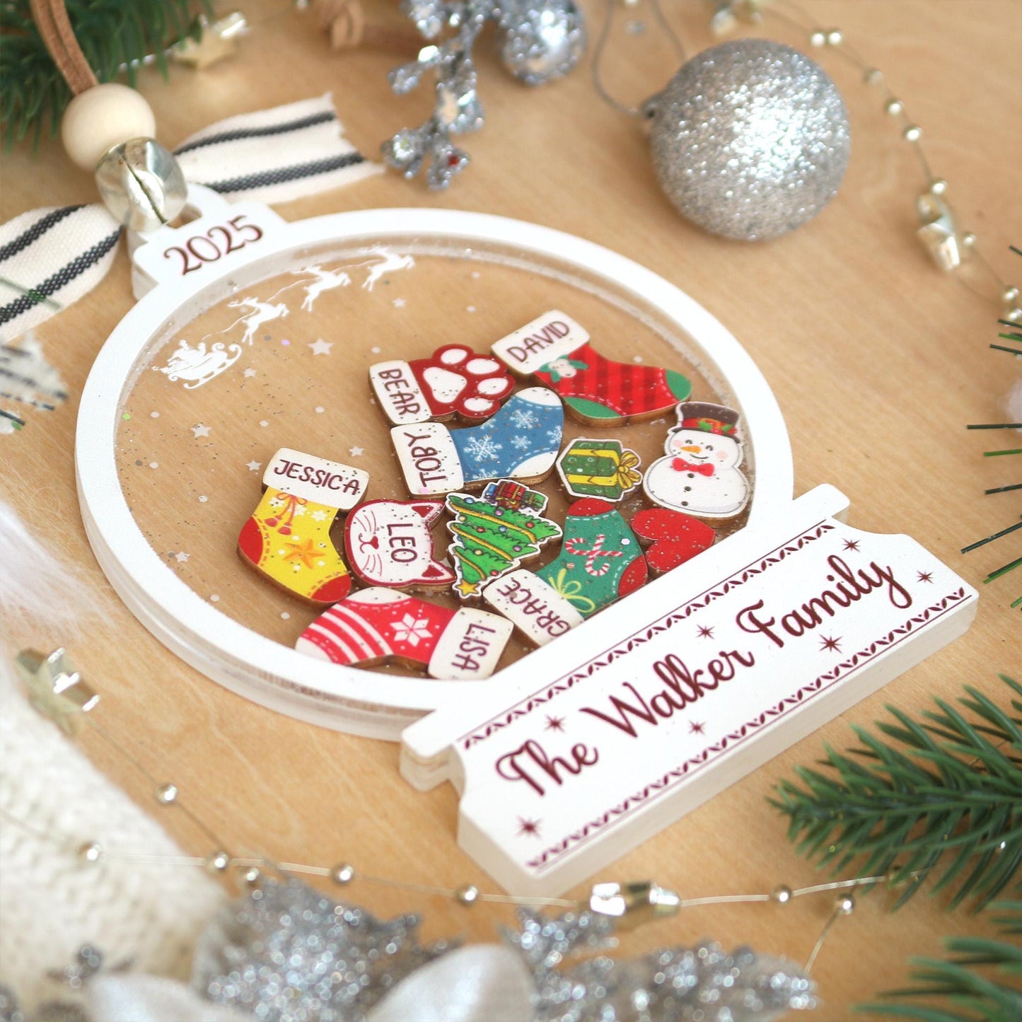 Personalized Family Shaker Ornament 2025: Custom Christmas Keepsake with Names & Pets
